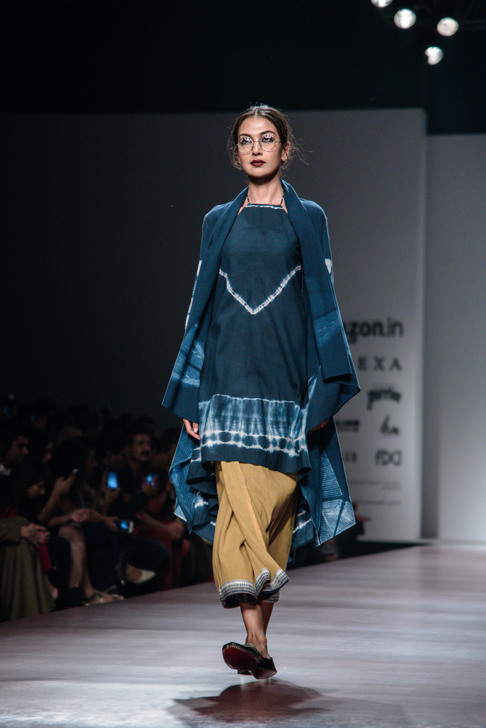 Anju Modi X Boroline FDCI Amazon India Fashion Week Spring Summer 2018 Look 6