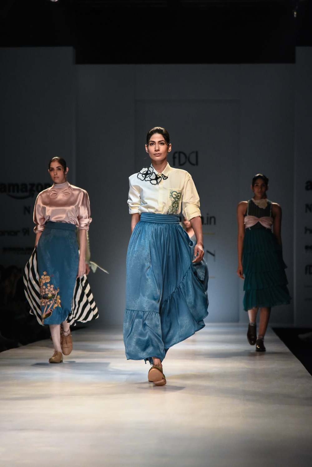 Archana Rao FDCI Amazon India Fashion Week Spring Summer 2018 Look 14