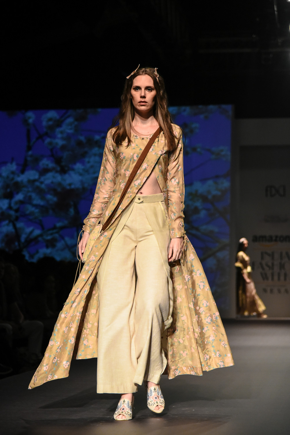 Pinnacle by Shruti Sancheti FDCI Amazon India Fashion Week Spring Summer 2018 Look 14