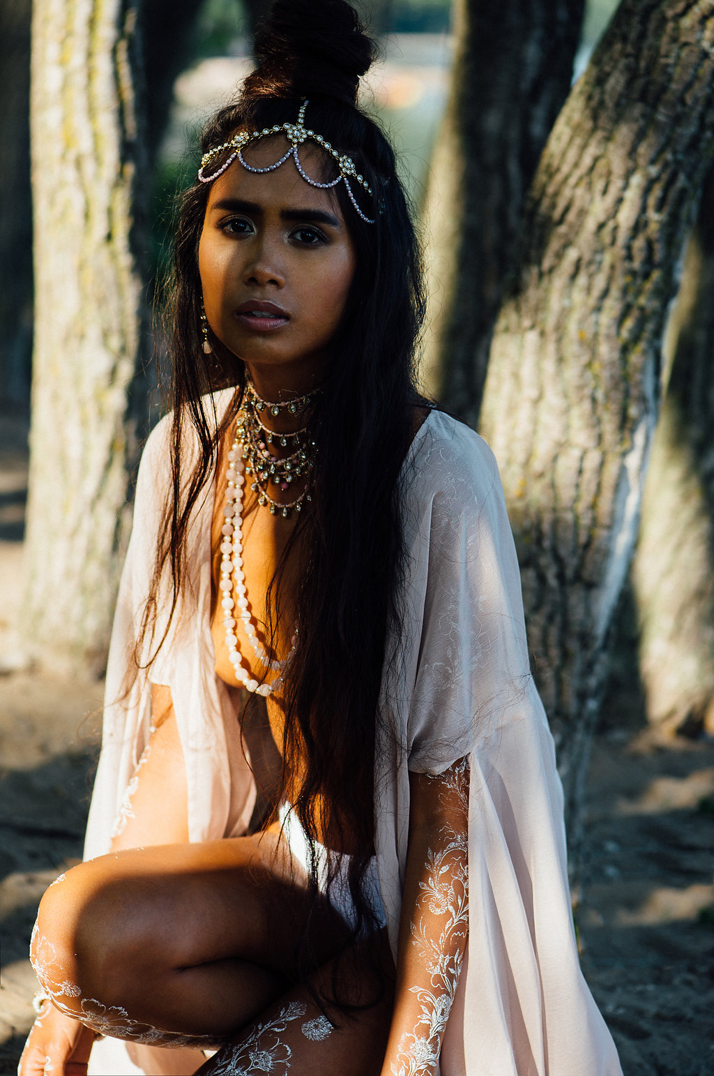 White Henna Editorial Photography by Tara Noelle Look 3