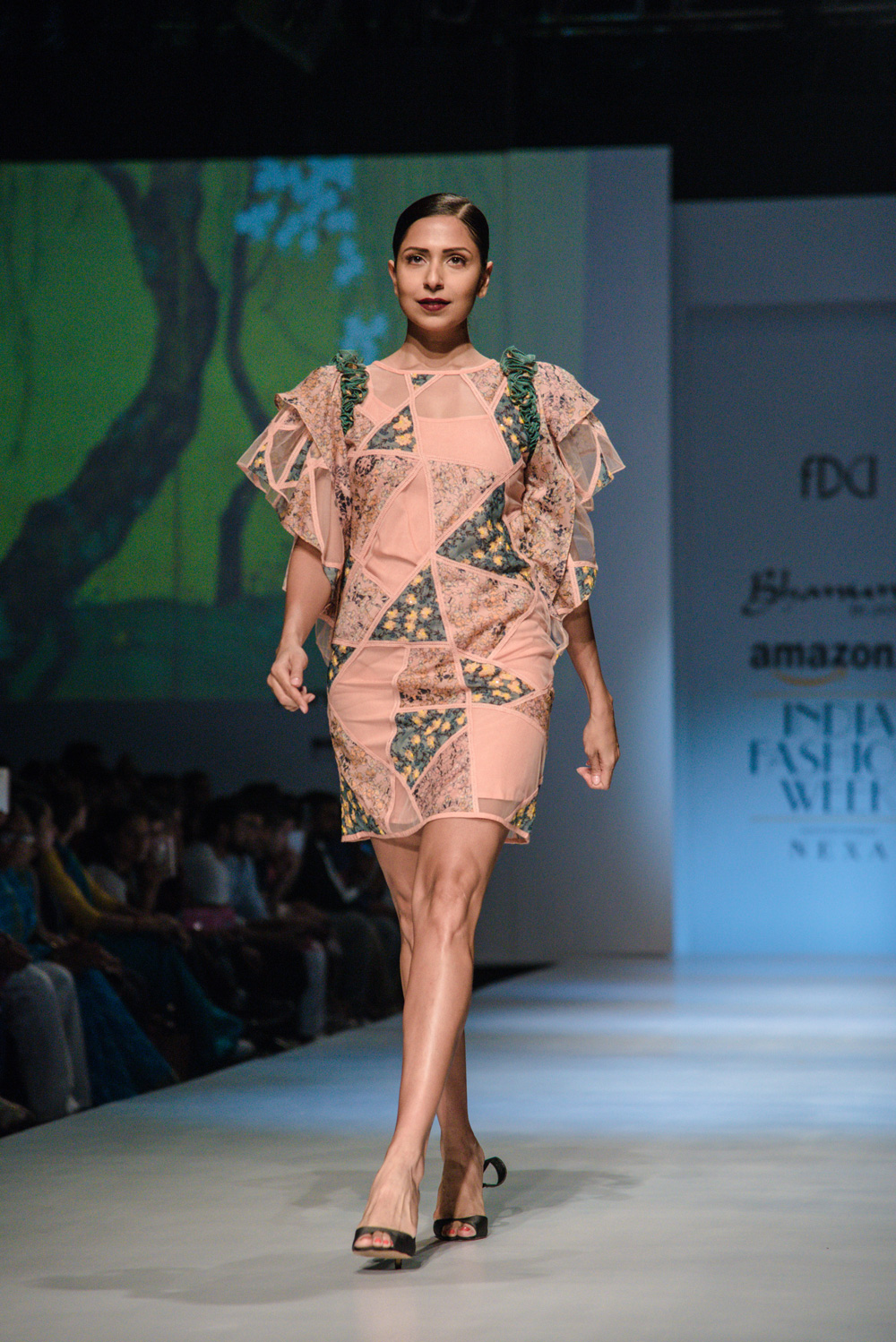 Bhanuni by Jyoti FDCI Amazon India Fashion Week Spring Summer 2018 Look 8