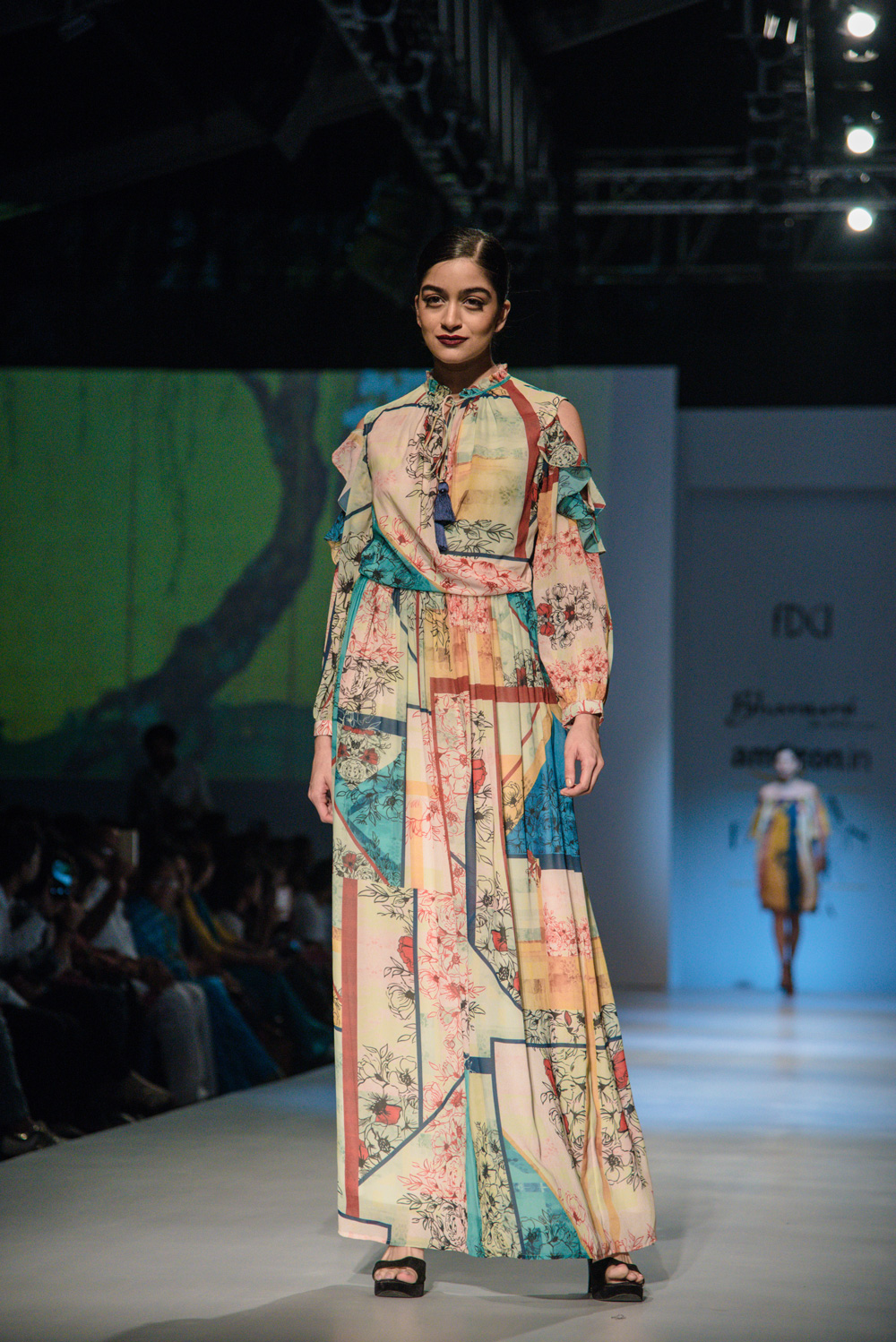 Bhanuni by Jyoti FDCI Amazon India Fashion Week Spring Summer 2018 Look 11