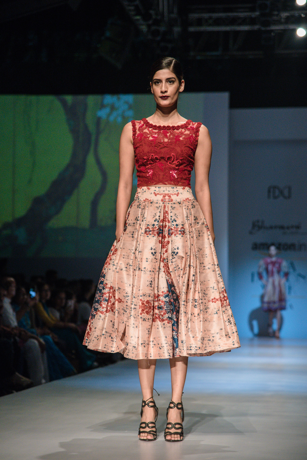 Bhanuni by Jyoti FDCI Amazon India Fashion Week Spring Summer 2018 Look 13