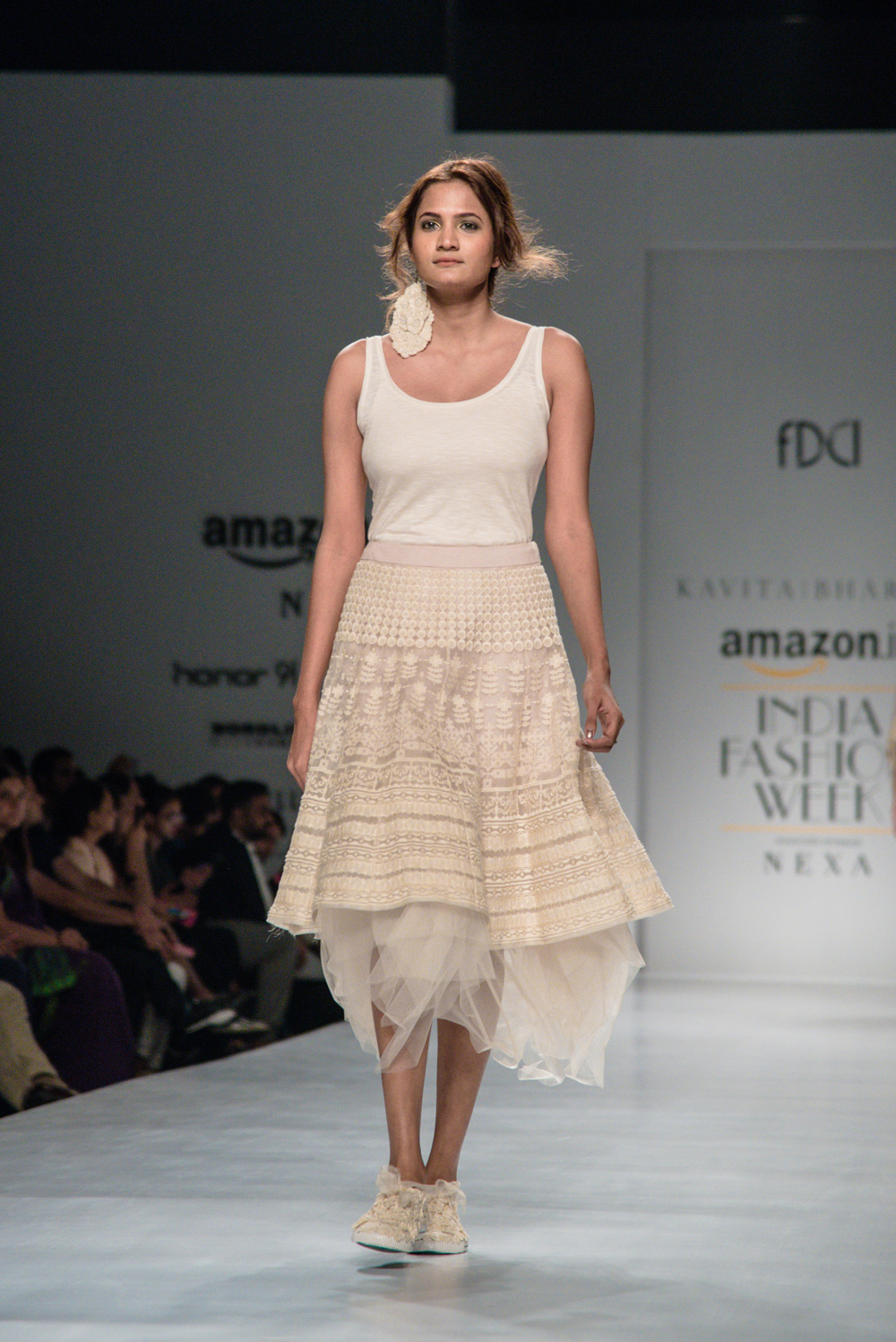 Kavita Bhartiya FDCI Amazon India Fashion Week Spring Summer 2018 Look 8