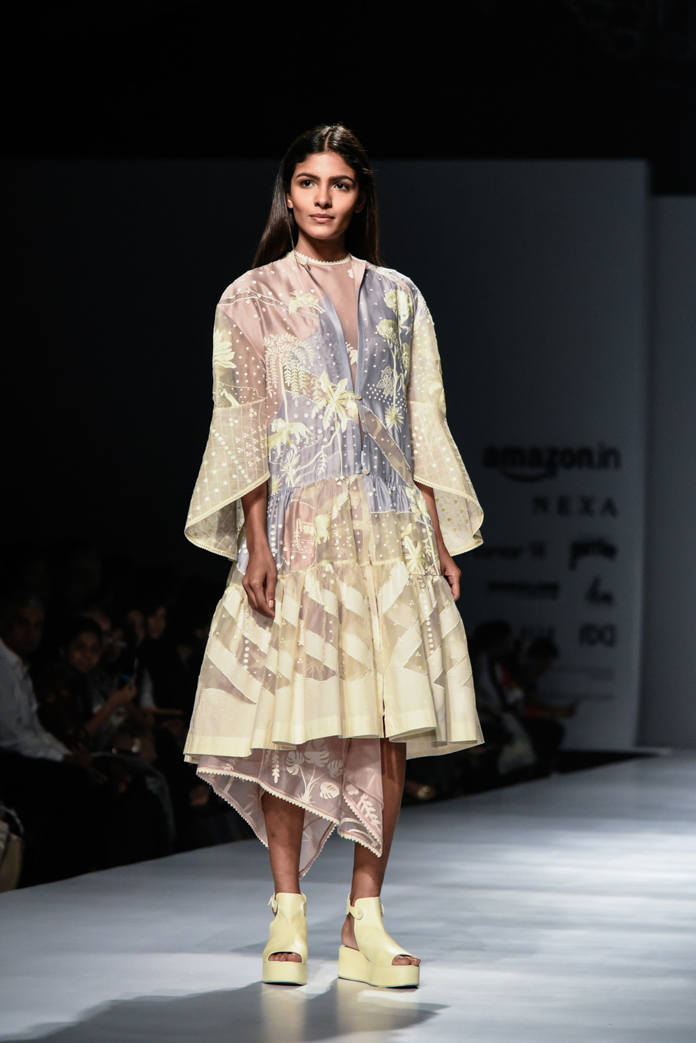 Sahil Kocchar FDCI Amazon India Fashion Week Spring Summer 2018 Look 13