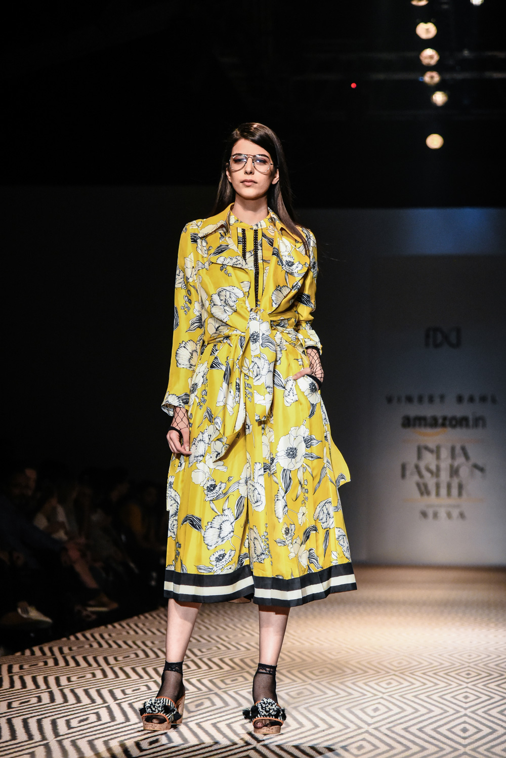 Vineet Bahl FDCI Amazon India Fashion Week Spring Summer 2018 Look 6