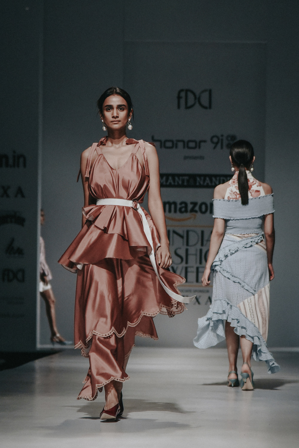 Hemant & Nandita FDCI Amazon India Fashion Week Spring Summer 2018 Look 7