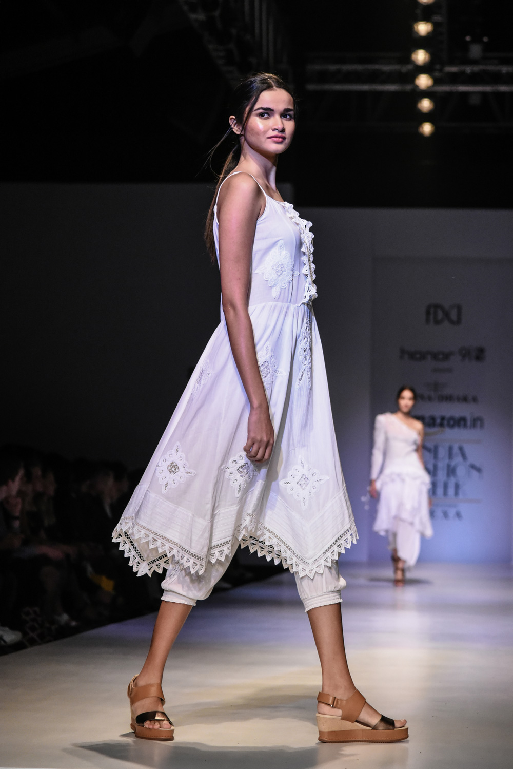 Rina Dhaka FDCI Amazon India Fashion Week Spring Summer 2018 Look 10