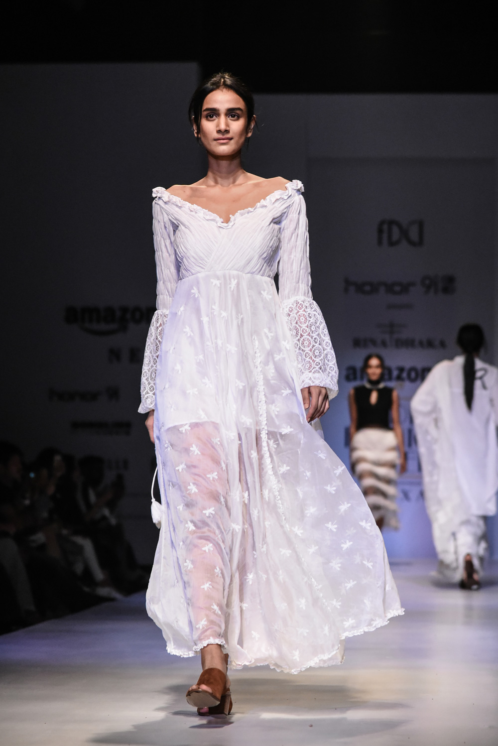 Rina Dhaka FDCI Amazon India Fashion Week Spring Summer 2018 Look 14