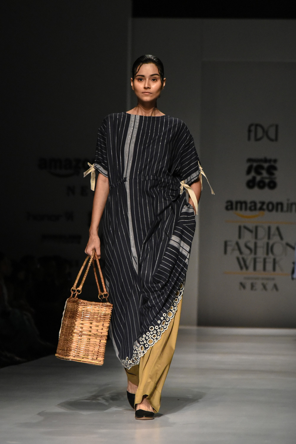 Munkee.See.Munkee.Doo FDCI Amazon India Fashion Week Spring Summer 2018 Look 10