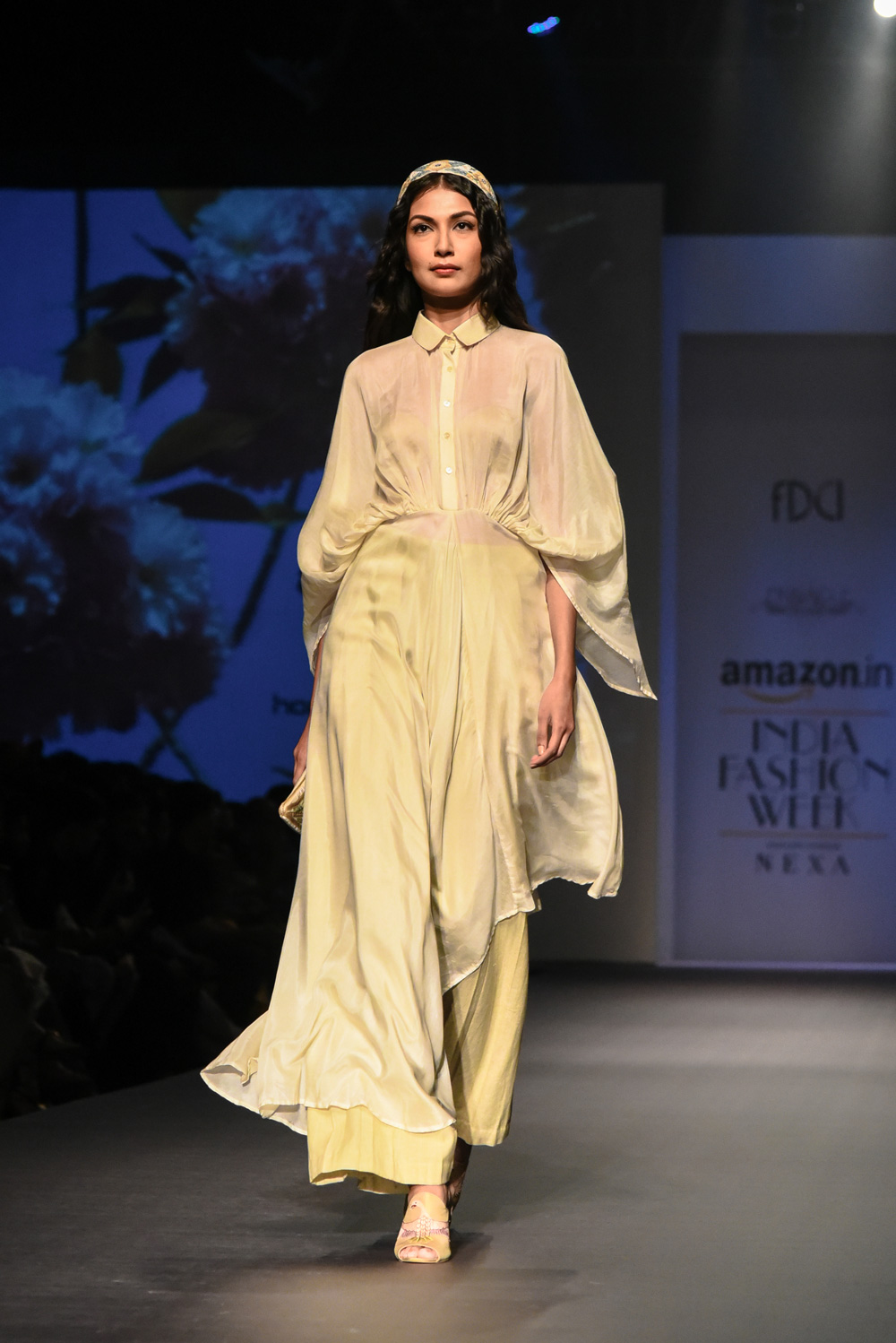 Pinnacle by Shruti Sancheti FDCI Amazon India Fashion Week Spring Summer 2018 Look 4