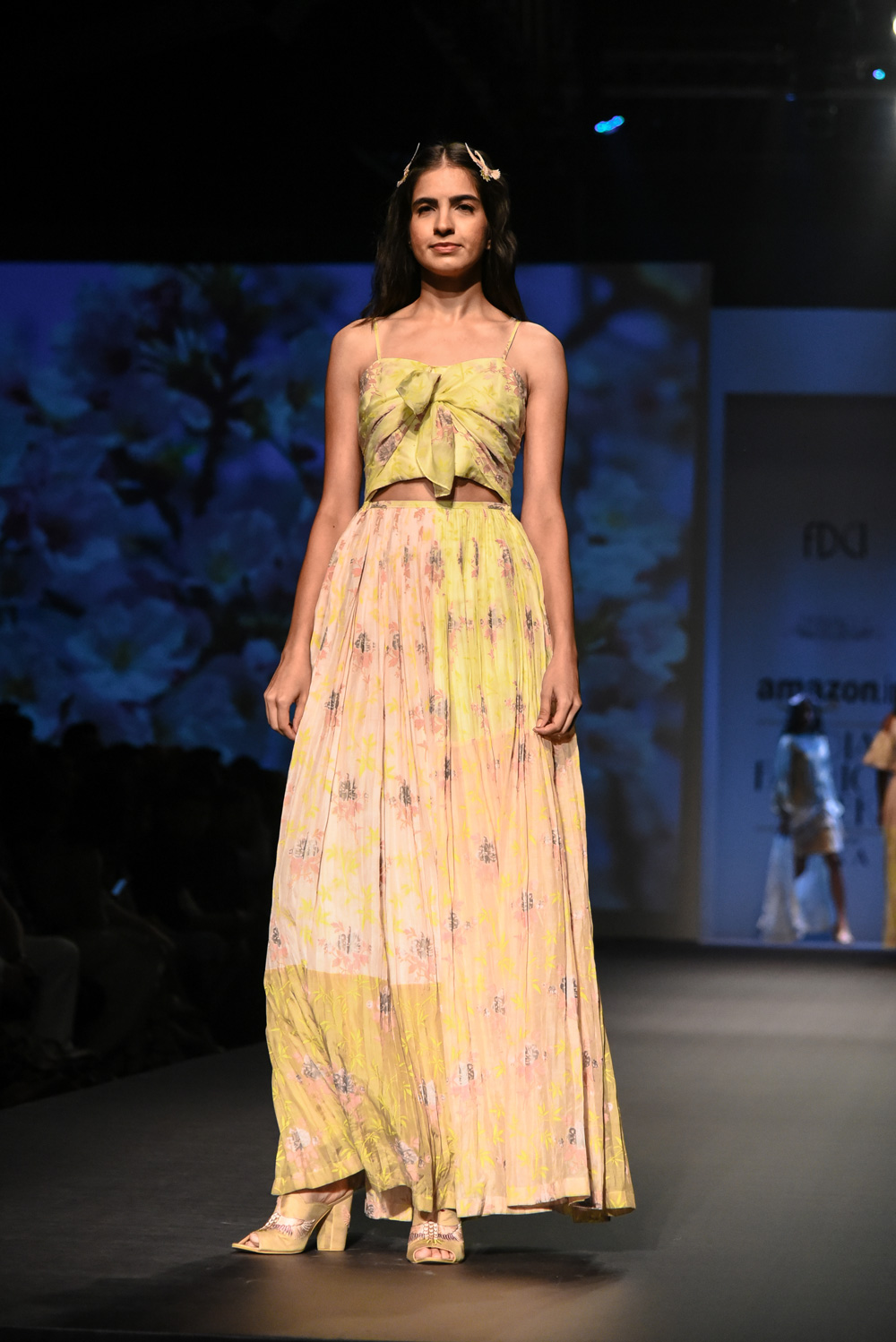 Pinnacle by Shruti Sancheti FDCI Amazon India Fashion Week Spring Summer 2018 Look 11