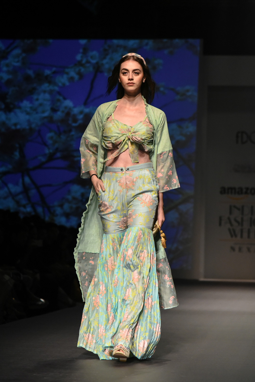 Pinnacle by Shruti Sancheti FDCI Amazon India Fashion Week Spring Summer 2018 Look 12