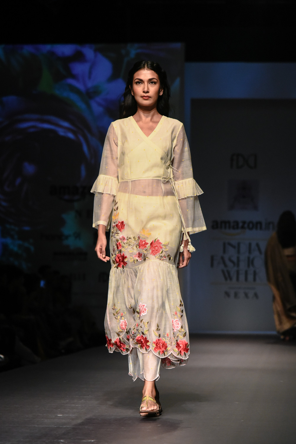 Pramaa by Pratimaa FDCI Amazon India Fashion Week Spring Summer 2018 Look 12