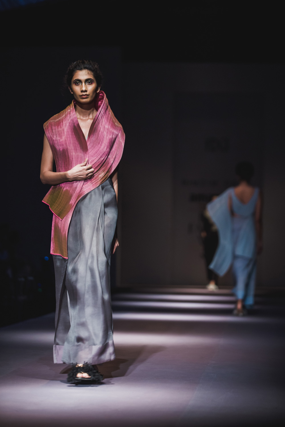 Rimzim Dadu FDCI Amazon India Fashion Week Spring Summer 2018 Look 8