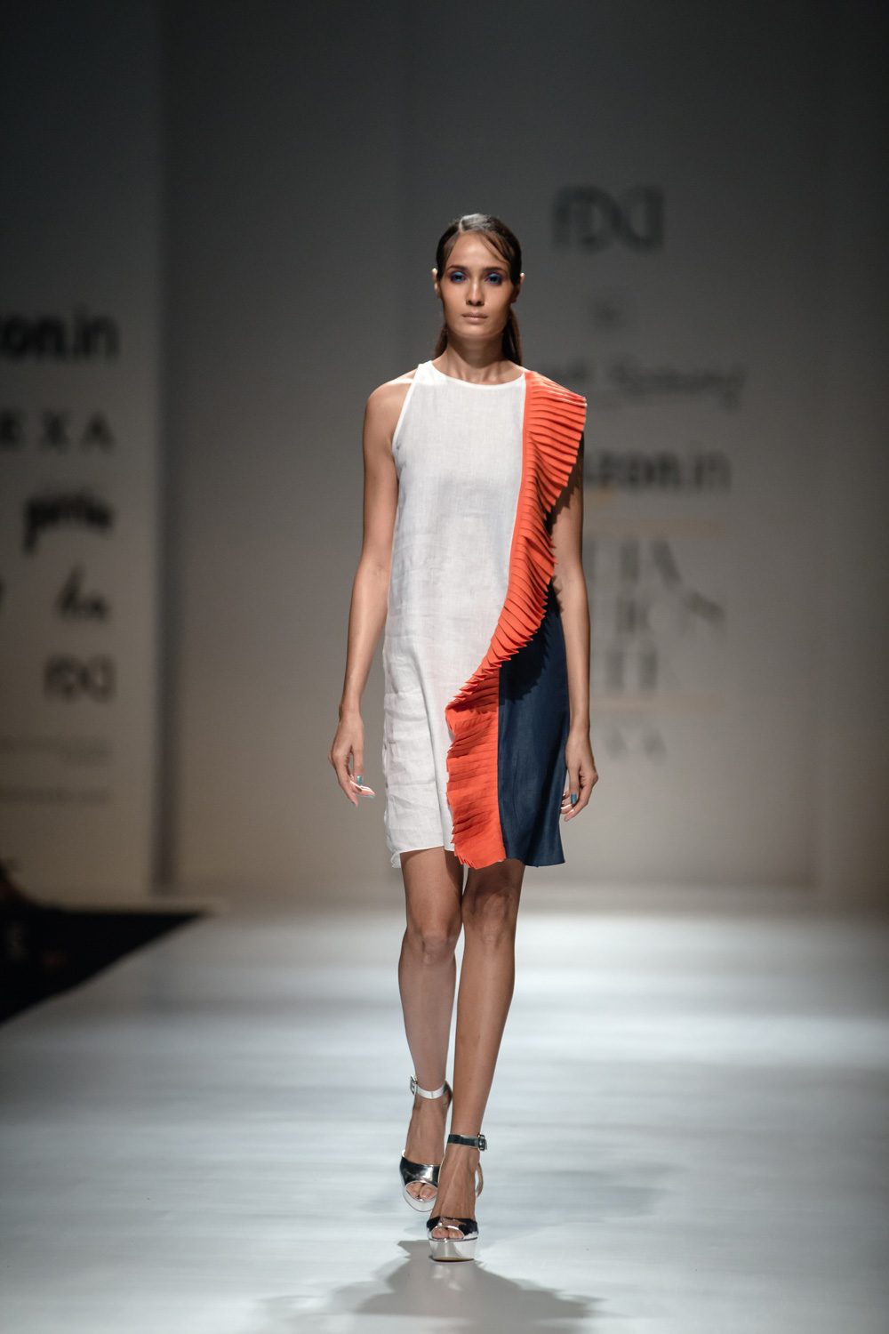 Wendell Rodricks FDCI Amazon India Fashion Week Spring Summer 2018 Look 1