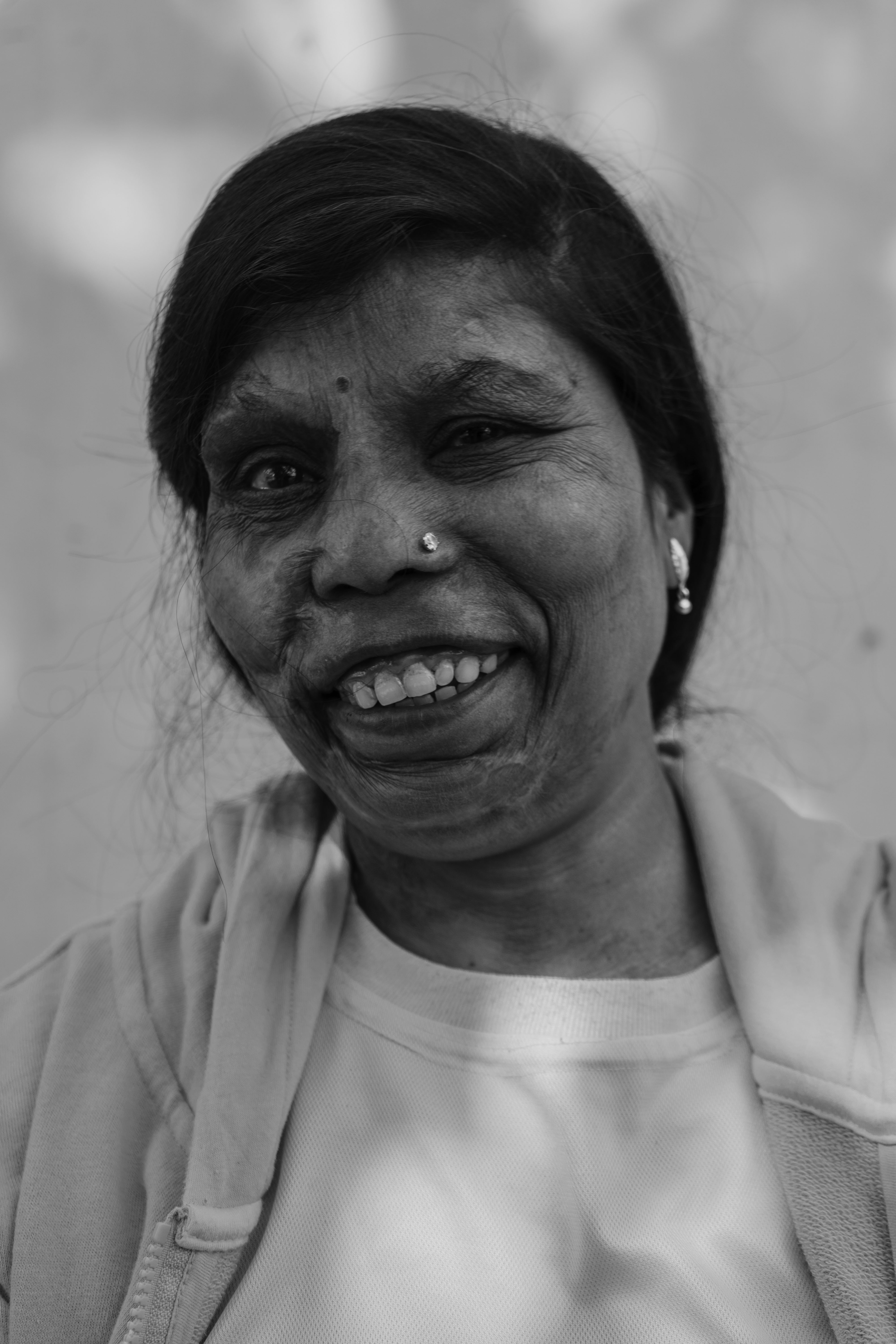 This-Indian-Cafe-is-Run-by-Acid-Attack-Survivors