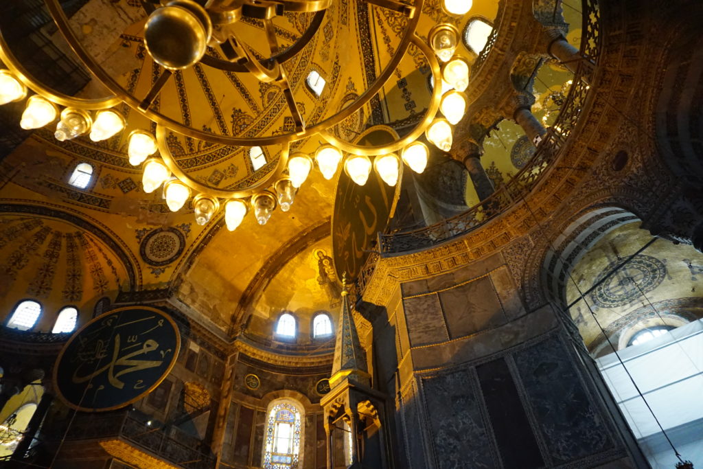 Istanbul Travel Guide - Zardozi Magazine - Church